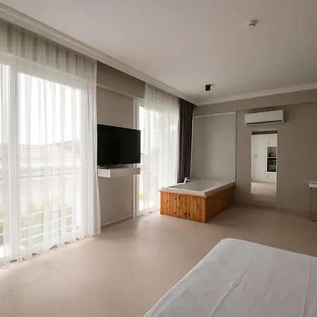 Hotel Ramada By Wyndham Fethiye (adults Only)